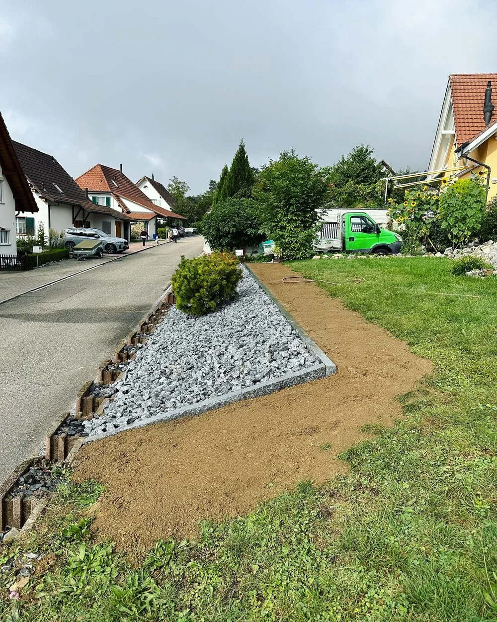 Umgebungsarbeiten in 4223 Blauen